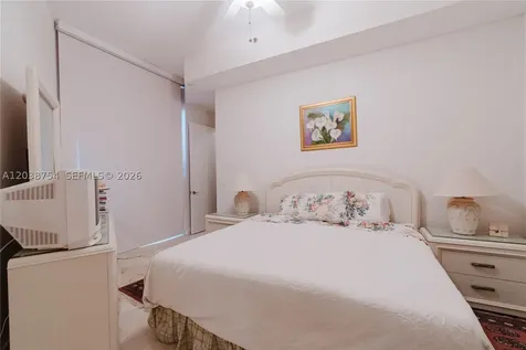 15811 Collins Avenue Sunny Isles Beach FL 33160