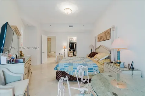 15811 Collins Avenue Sunny Isles Beach FL 33160