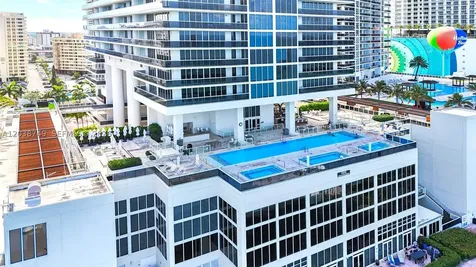 Hallandale Beach FL 33009