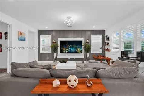 4091 Pelicano Way Deerfield Beach FL 33064