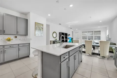 4242 Rosa Drive Deerfield Beach FL 33064
