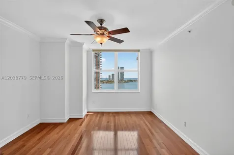 3330 NE 190th Street Aventura FL 33180