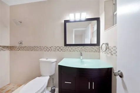 1805 NW 189th Terrace Miami Gardens FL 33056