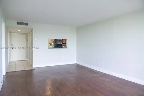 482 NW 165th St Road Miami FL 33169