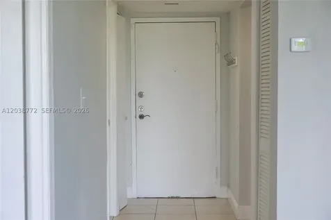 482 NW 165th St Road Miami FL 33169