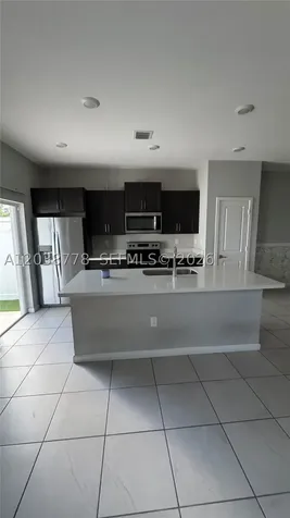 834 SE 16th Court Homestead FL 33034