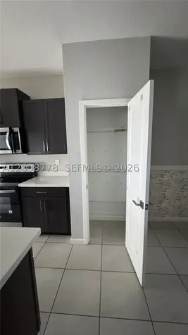 834 SE 16th Court Homestead FL 33034