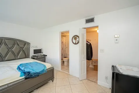 3531 Inverrary Drive Lauderhill FL 33319