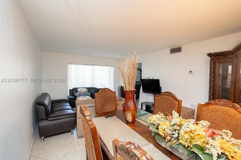 3531 Inverrary Drive Lauderhill FL 33319
