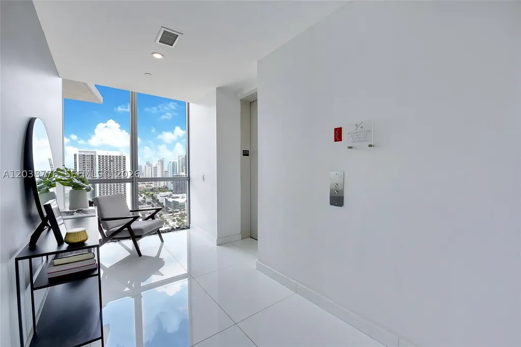 1100 Biscayne Boulevard Miami FL 33132