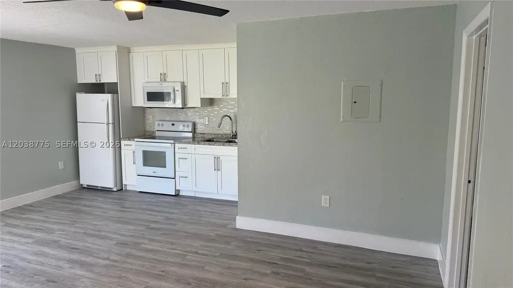 220 NW 12th Street Pompano Beach FL 33060
