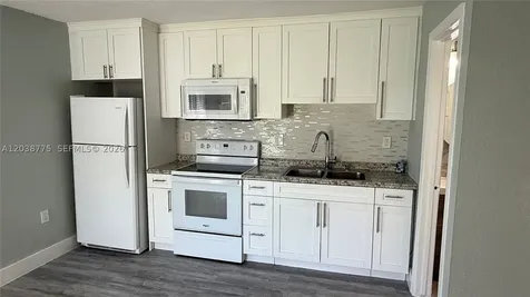 220 NW 12th Street Pompano Beach FL 33060