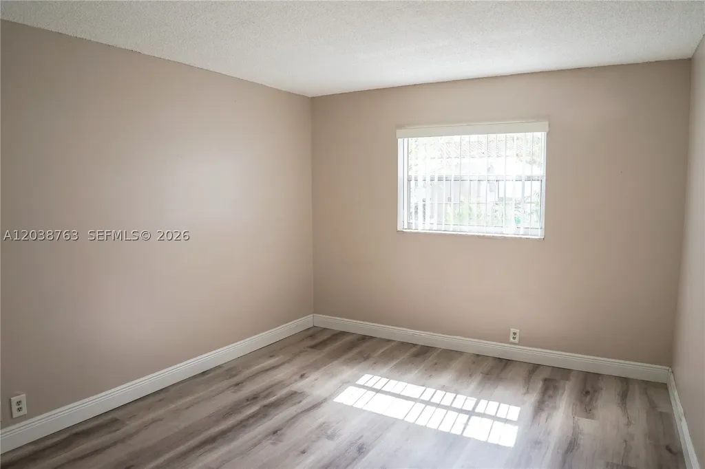 4240 Woodside Drive Coral Springs FL 33065