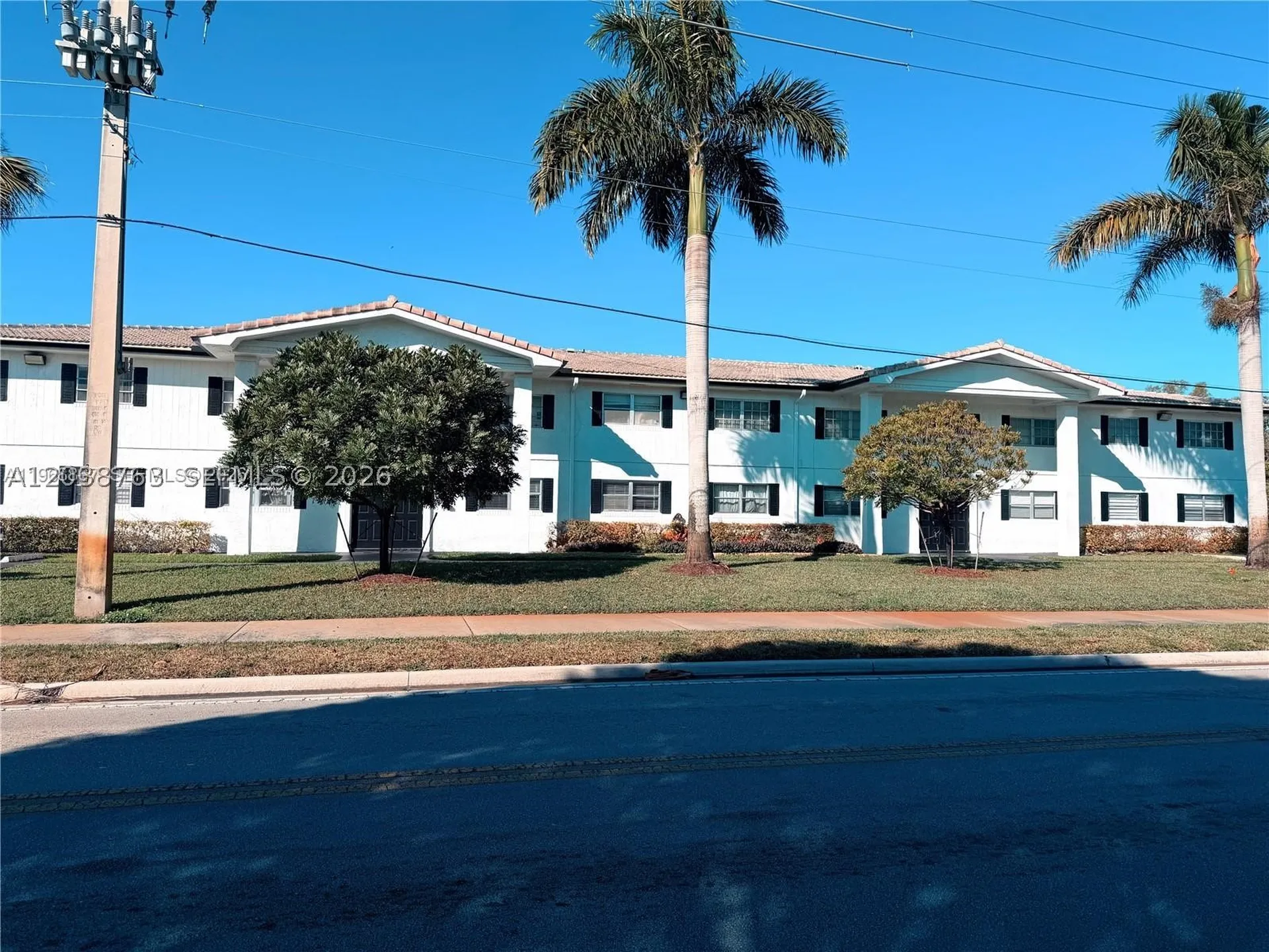 4240 Woodside Drive Coral Springs FL 33065