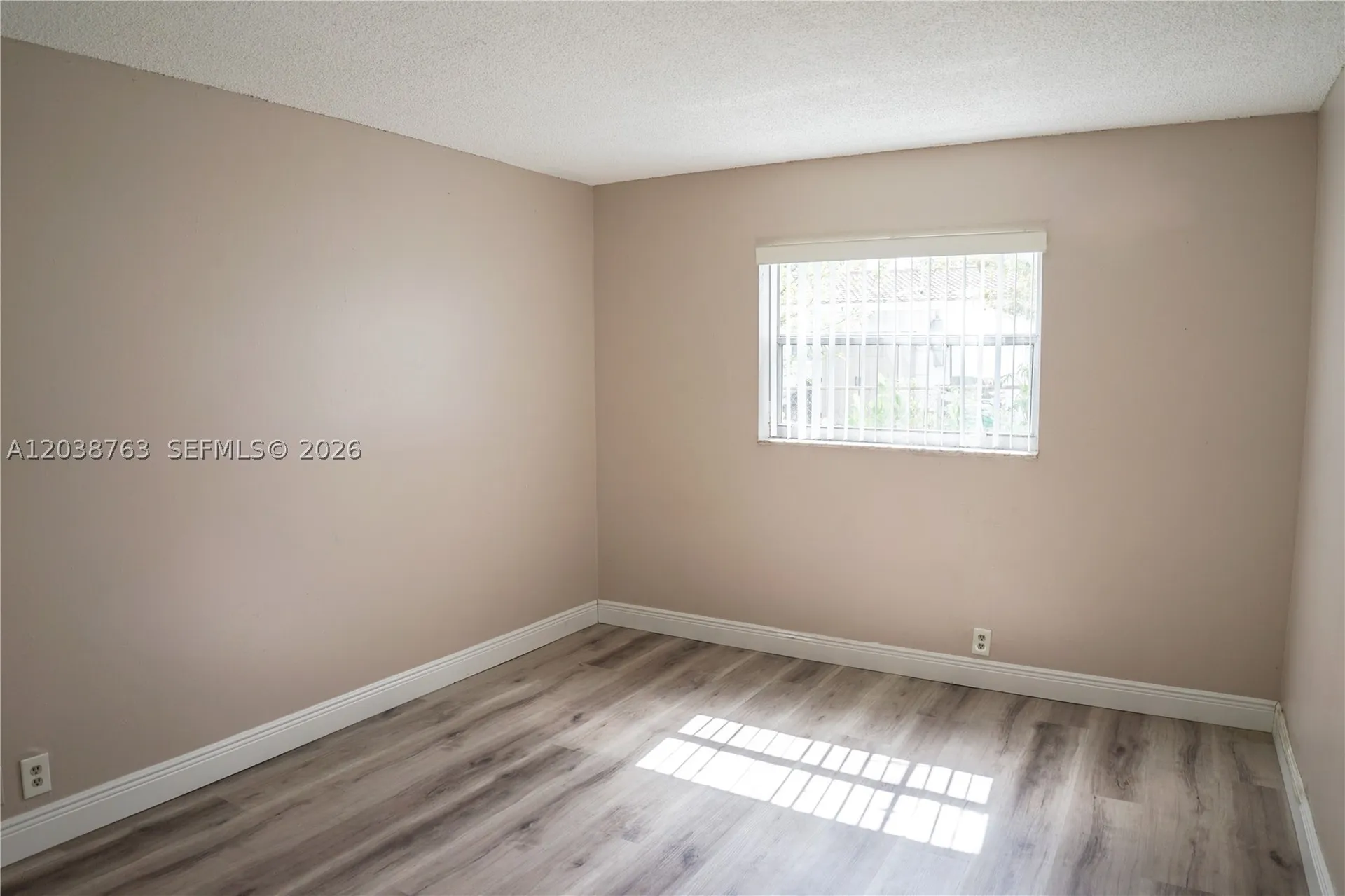 4240 Woodside Drive Coral Springs FL 33065