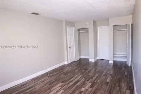 4240 Woodside Drive Coral Springs FL 33065