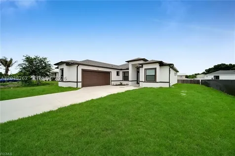 3316 7th Street SW Lehigh Acres FL 33976