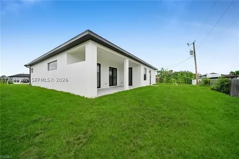 3316 7th Street SW Lehigh Acres FL 33976
