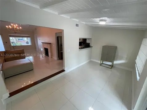 6129 SW 28th Street Miami FL 33155