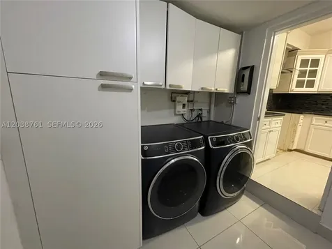 6129 SW 28th Street Miami FL 33155
