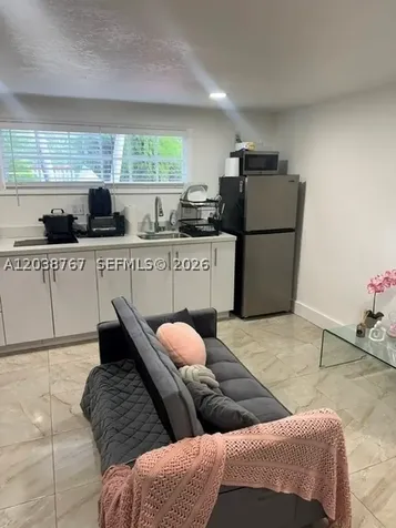 211 SW 71st Avenue Miami FL 33144