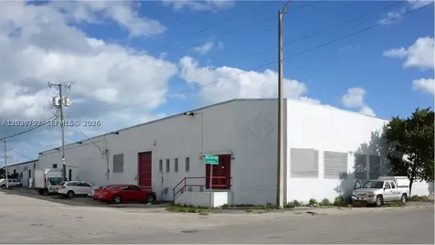 3690 NW 52nd Street Hialeah FL 33142