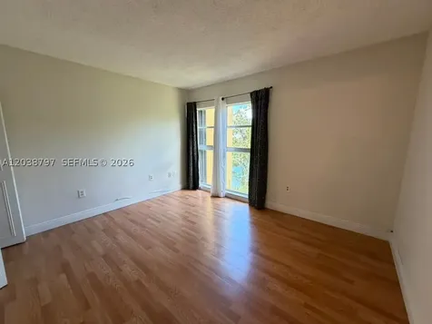 8775 Park Boulevard Miami FL 33172