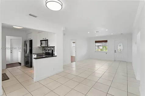 4151 SW 56th Avenue Davie FL 33314
