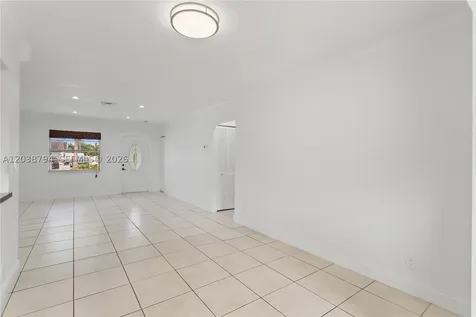 4151 SW 56th Avenue Davie FL 33314