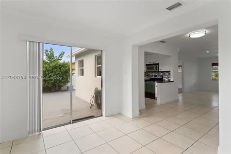 4151 SW 56th Avenue Davie FL 33314