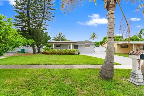 4151 SW 56th Avenue Davie FL 33314