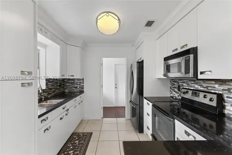 4151 SW 56th Avenue Davie FL 33314