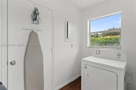 4151 SW 56th Avenue Davie FL 33314