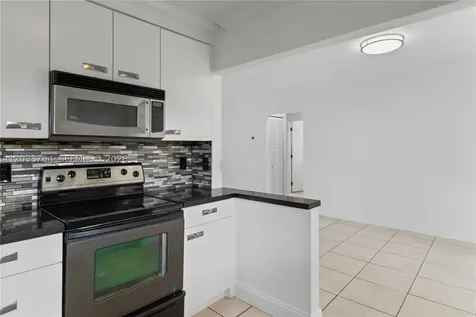 4151 SW 56th Avenue Davie FL 33314