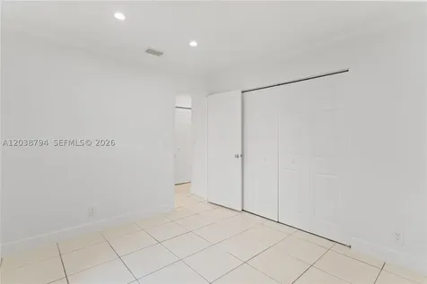 4151 SW 56th Avenue Davie FL 33314