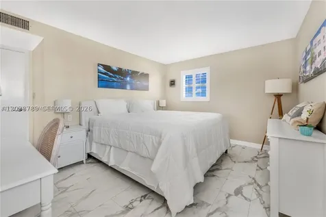 1418 Collins Avenue Miami Beach FL 33139