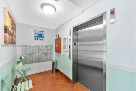 1418 Collins Avenue Miami Beach FL 33139