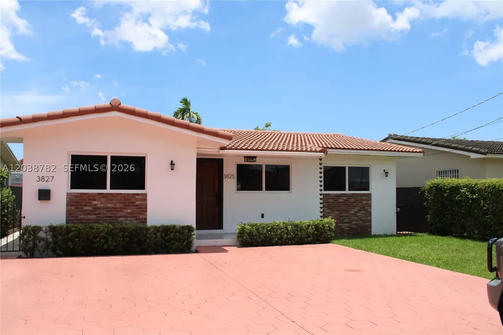 3827 SW 88 Court Miami FL 33165