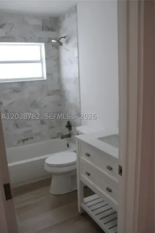 3827 SW 88 Court Miami FL 33165