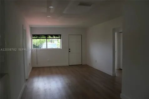 3827 SW 88 Court Miami FL 33165