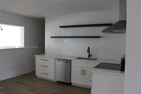 3827 SW 88 Court Miami FL 33165