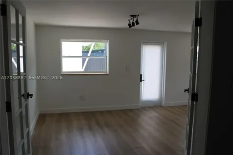 3827 SW 88 Court Miami FL 33165