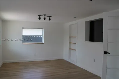 3827 SW 88 Court Miami FL 33165