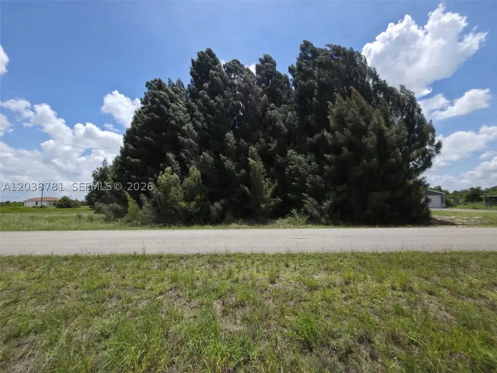 1616 Louis Avenue Lehigh Acres FL 33972