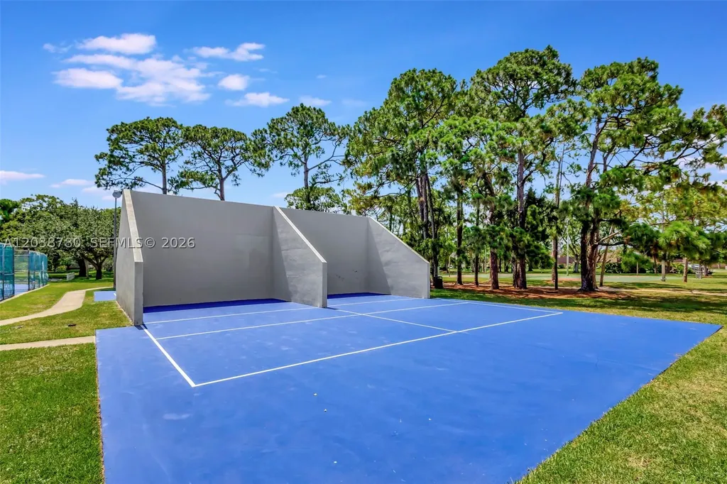 114 1st Lane Palm Beach Gardens FL 33418