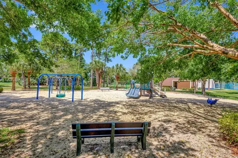 114 1st Lane Palm Beach Gardens FL 33418
