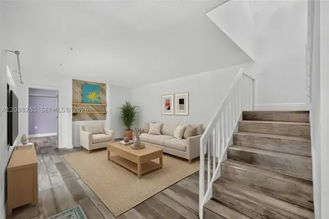 114 1st Lane Palm Beach Gardens FL 33418