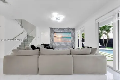 14452 SW 10th Street Miami FL 33184