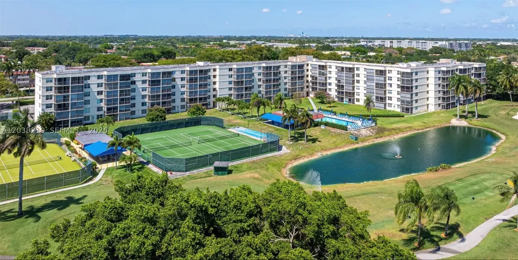 800 S Hollybrook Drive Pembroke Pines FL 33025