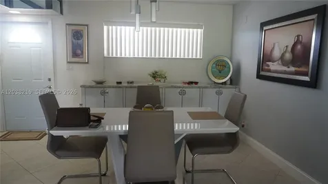 800 S Hollybrook Drive Pembroke Pines FL 33025